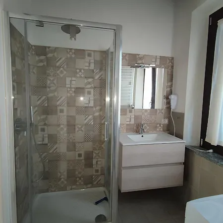 Il 28 D'angolo * 凯瑟里勒
